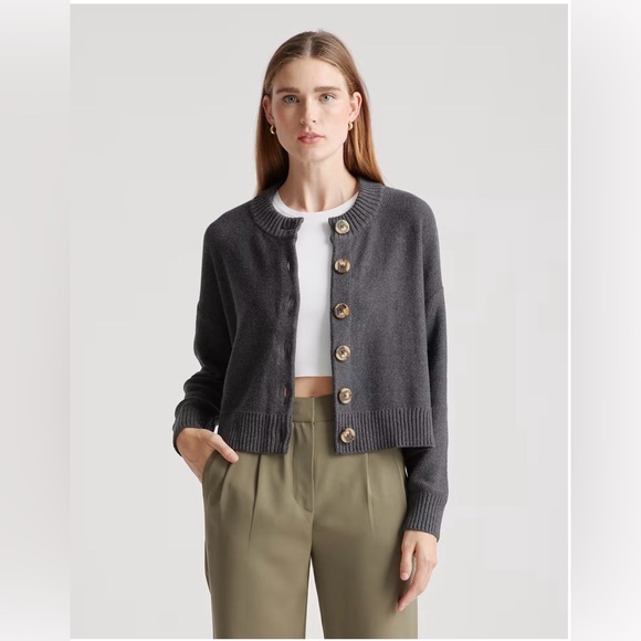 Quince Sweaters - QUINCE || 100% Organic Cotton Charcoal Cropped Cardigan. Sz. S
